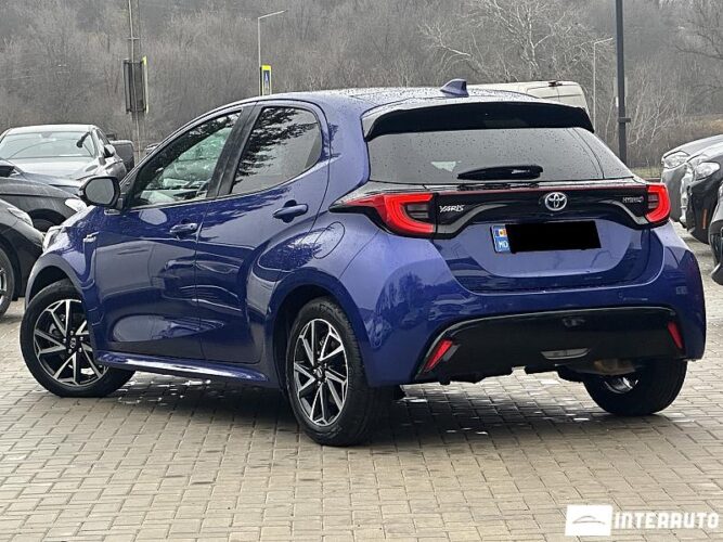 Toyota Yaris 36 interauto-car