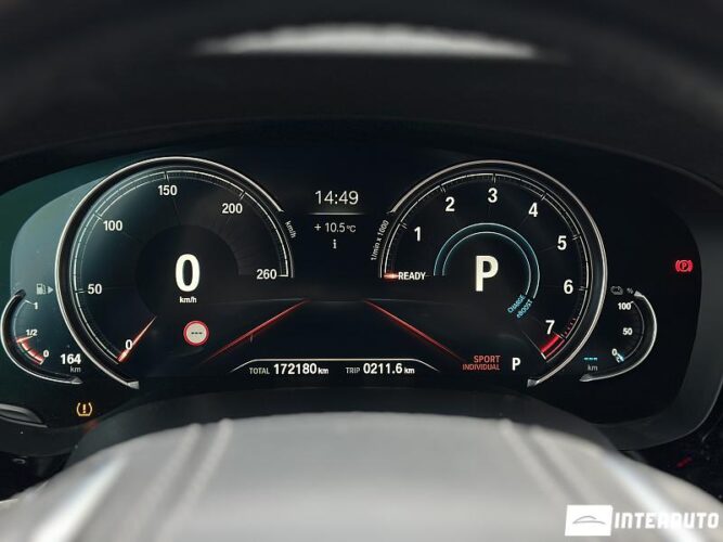 BMW 530e 45 interauto-car