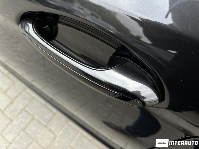 BMW 530e 38 interauto-car