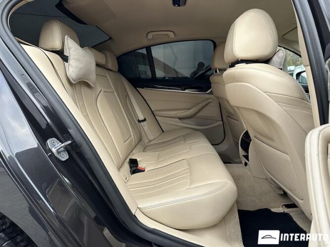 BMW 530e 52 interauto-car