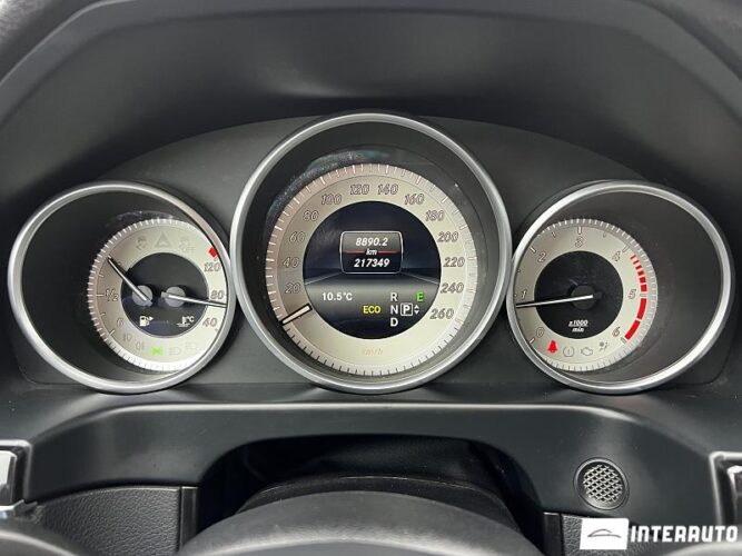 Mercedes E 250 40 interauto-car
