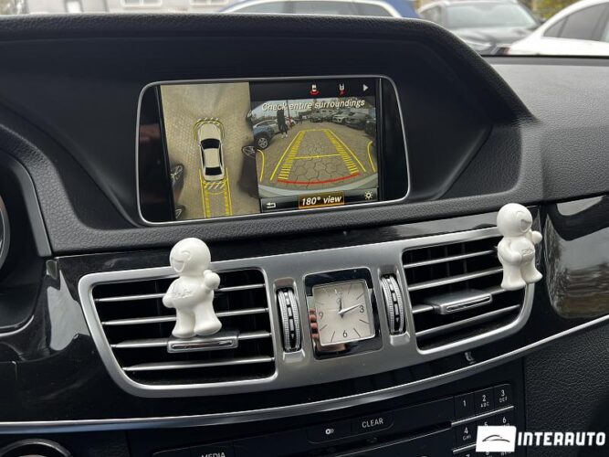Mercedes E 250 41 interauto-car