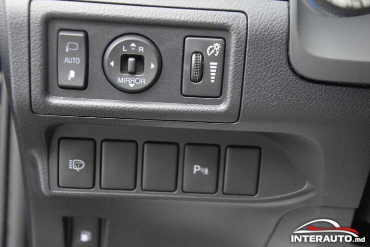 Lexus CT 200h 44 interauto-car