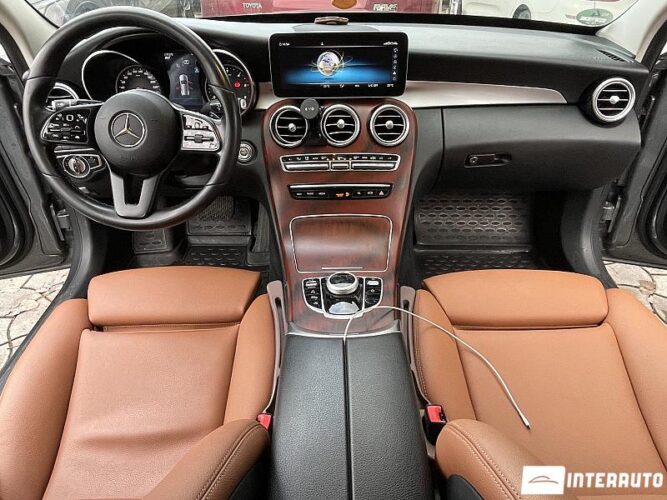 Mercedes C 220 34 interauto-car
