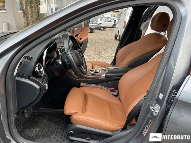 Mercedes C 220 33 interauto-car