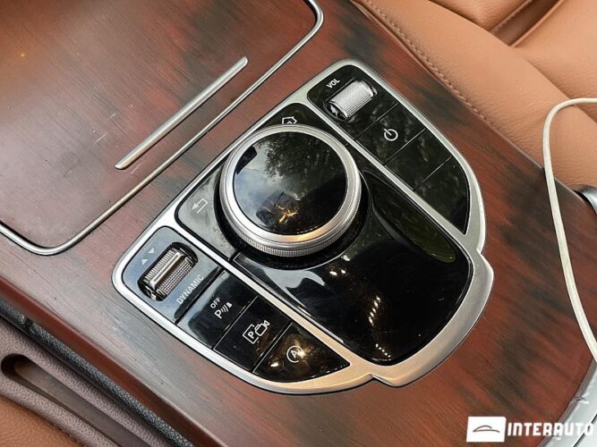 Mercedes C 220 41 interauto-car