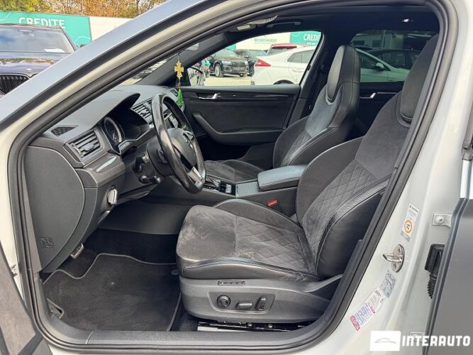 Skoda Superb 39 interauto-car