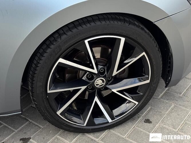 Skoda Superb 56 interauto-car