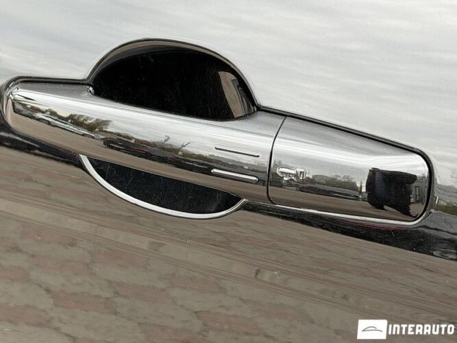 Land Rover Range Rover Evoque 34 interauto-car