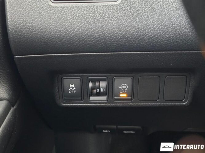 Nissan Pulsar 37 interauto-car