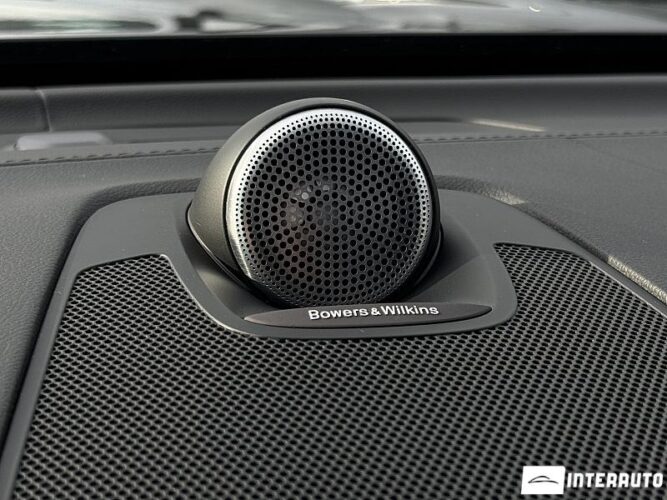 Volvo XC 60 43 interauto-car