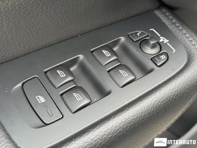 Volvo XC 60 54 interauto-car