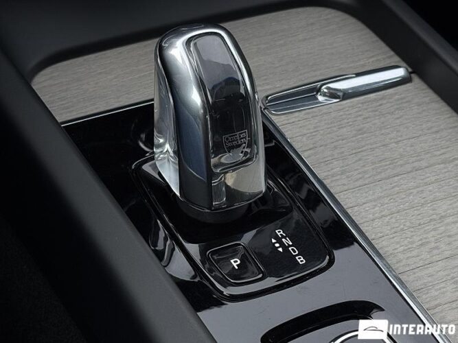 Volvo XC 60 45 interauto-car