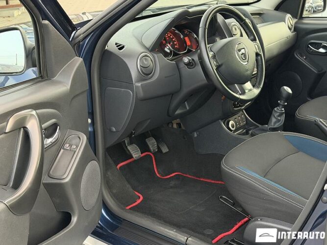 Dacia Duster 34 interauto-car
