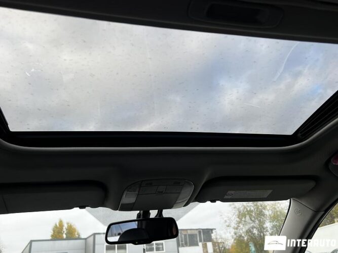 Toyota Auris 42 interauto-car