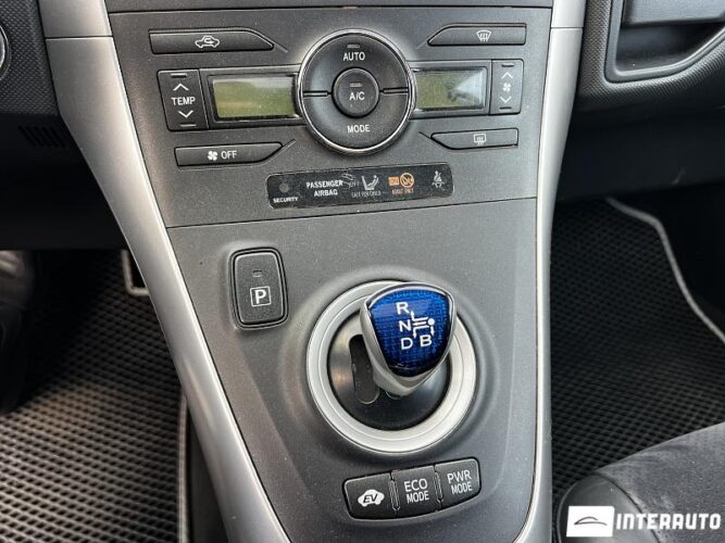 Toyota Auris 39 interauto-car