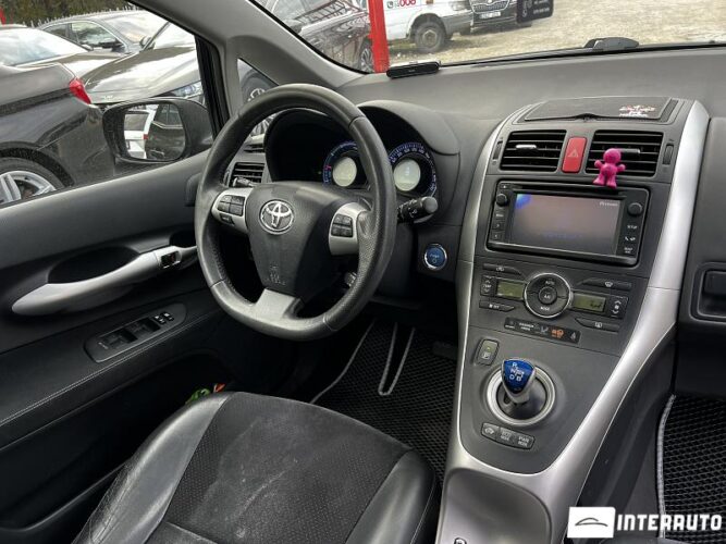 Toyota Auris 33 interauto-car