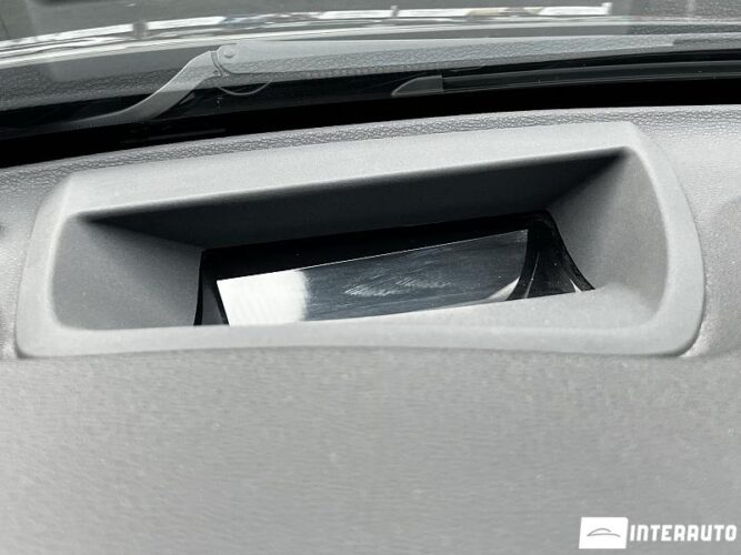 BMW X5 4.0D 46 interauto-car