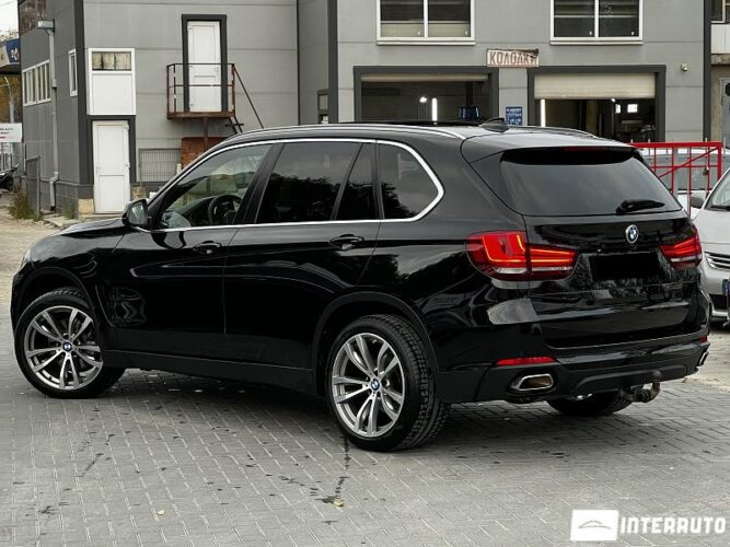 BMW X5 4.0D 37 interauto-car