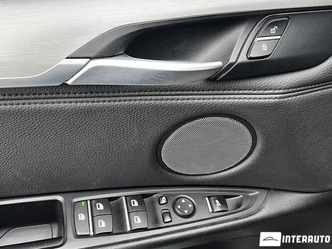 BMW X5 4.0D 52 interauto-car