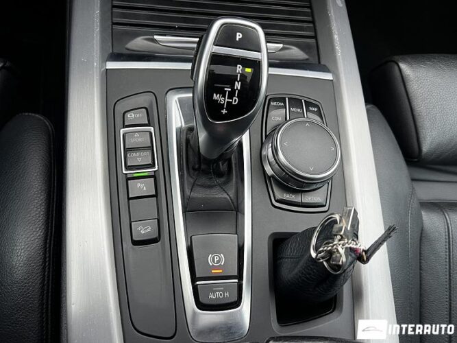 BMW X5 4.0D 50 interauto-car