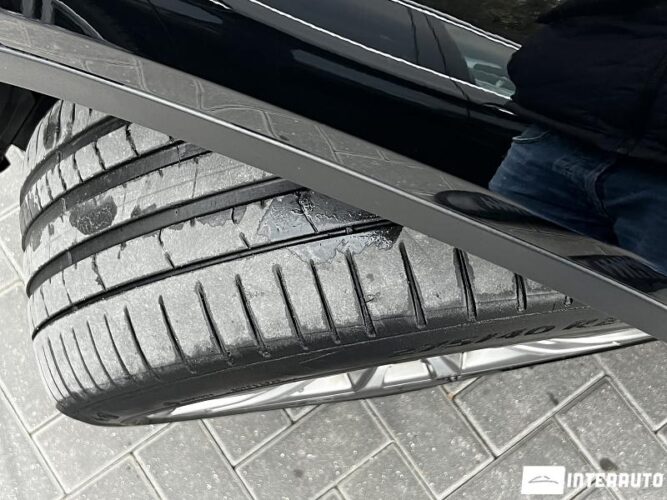 BMW X5 4.0D 56 interauto-car