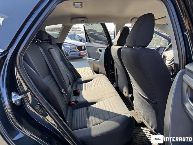 Toyota Auris 44 interauto-car