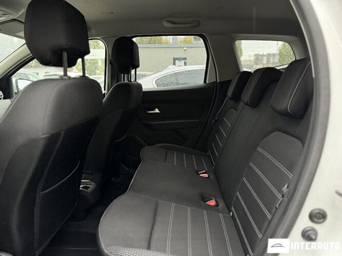 Dacia Duster 47 interauto-car
