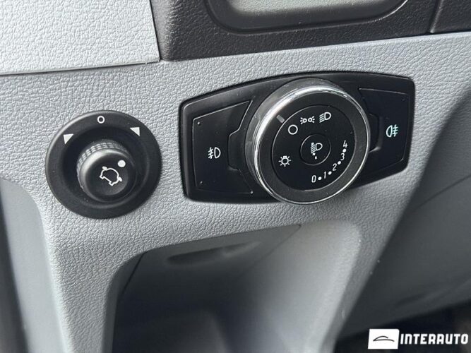 Ford Transit 44 interauto-car