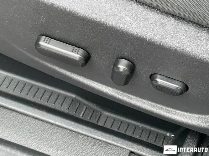 Ford C-MAX 36 interauto-car