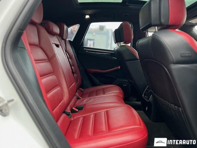 Porsche Macan S 44 interauto-car