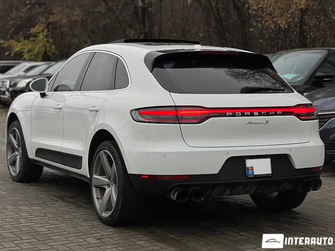 Porsche Macan S 31 interauto-car