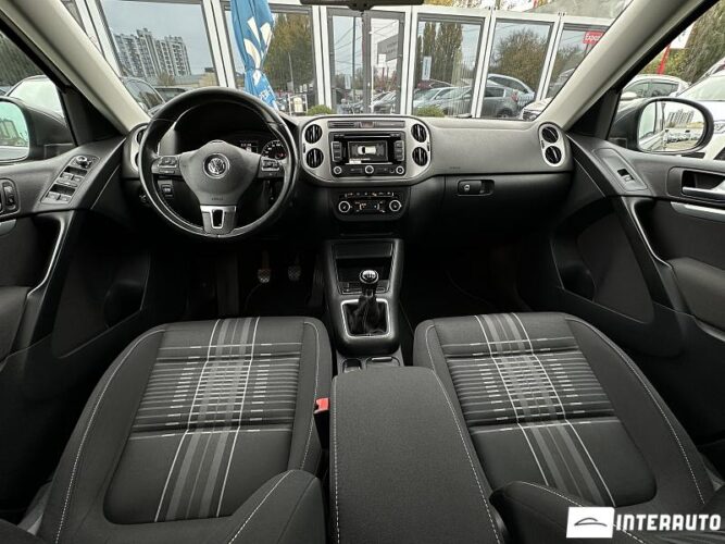Volkswagen Tiguan 34 interauto-car