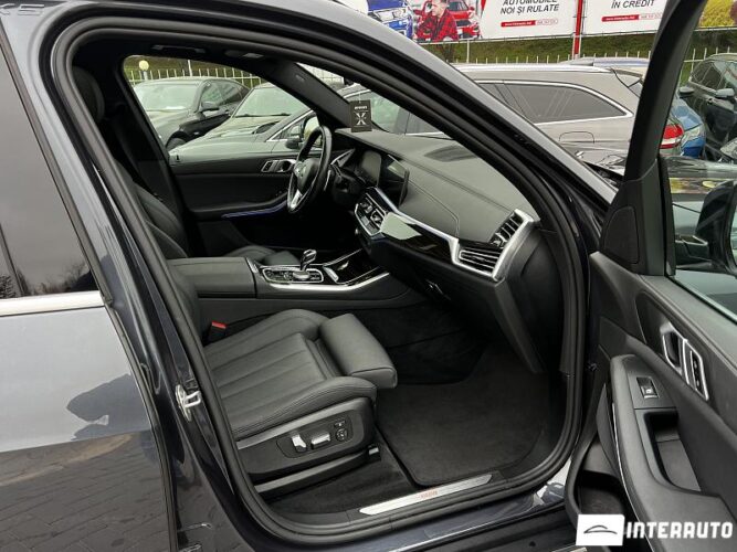 BMW X5 4.0i 35 interauto-car