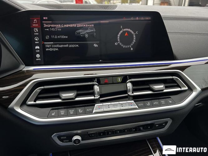 BMW X5 4.0i 41 interauto-car