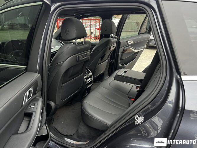 BMW X5 4.0i 47 interauto-car