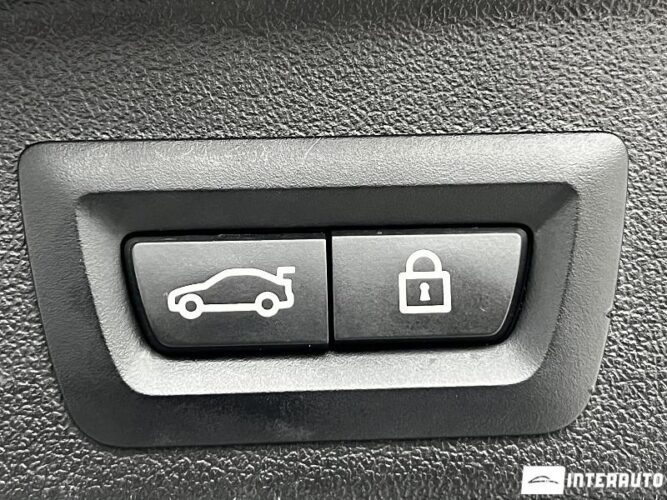 BMW X5 4.0i 48 interauto-car