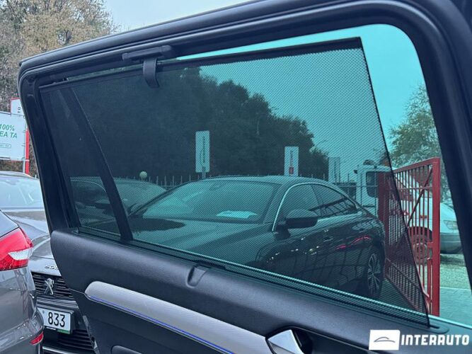 Volkswagen Passat GTE 47 interauto-car