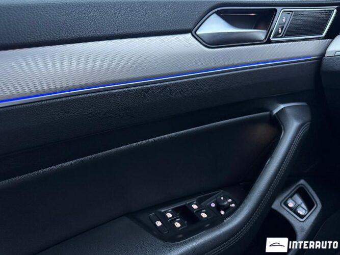 Volkswagen Passat GTE 45 interauto-car