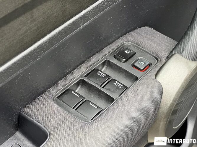 Honda CR-V 41 interauto-car