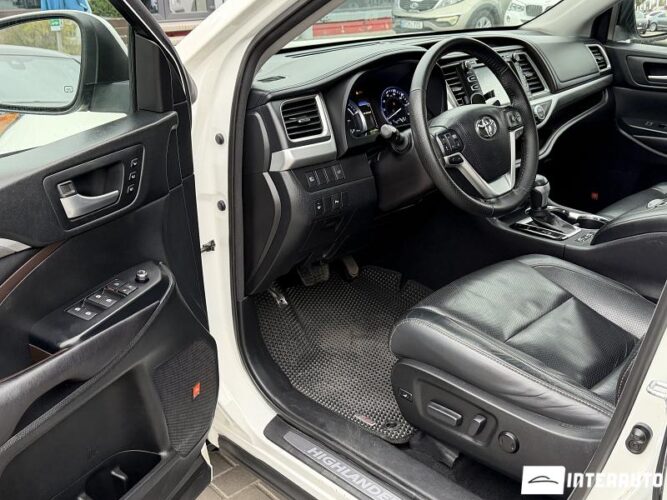 toyota Highlander 2016