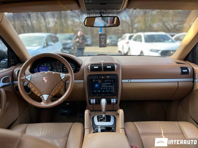Porsche Cayenne 32 interauto-car