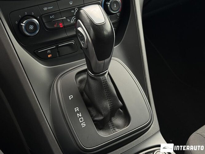 Ford C-MAX 42 interauto-car