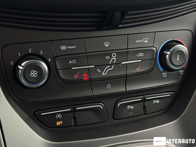 Ford C-MAX 41 interauto-car