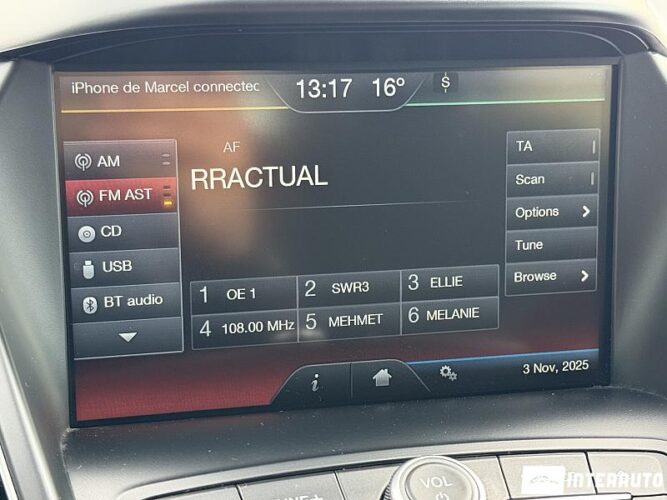 Ford C-MAX 39 interauto-car