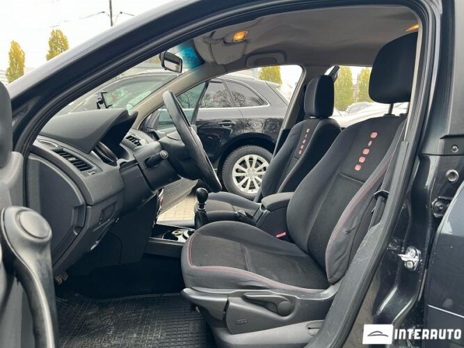 Renault Megane 33 interauto-car