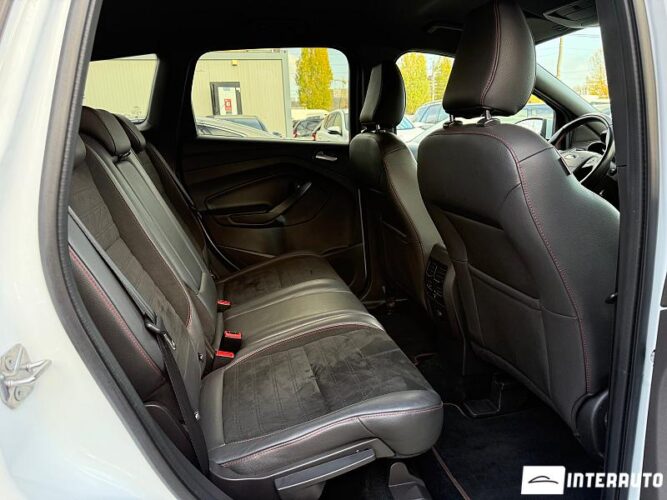 Ford Kuga 42 interauto-car