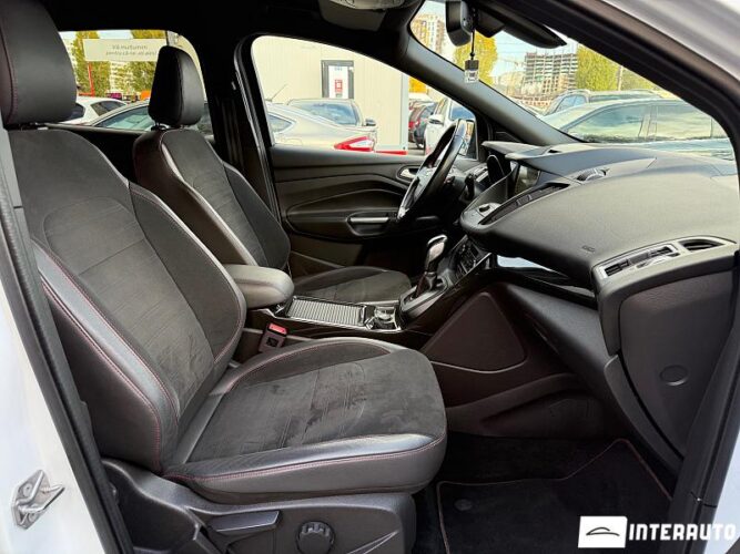 Ford Kuga 41 interauto-car