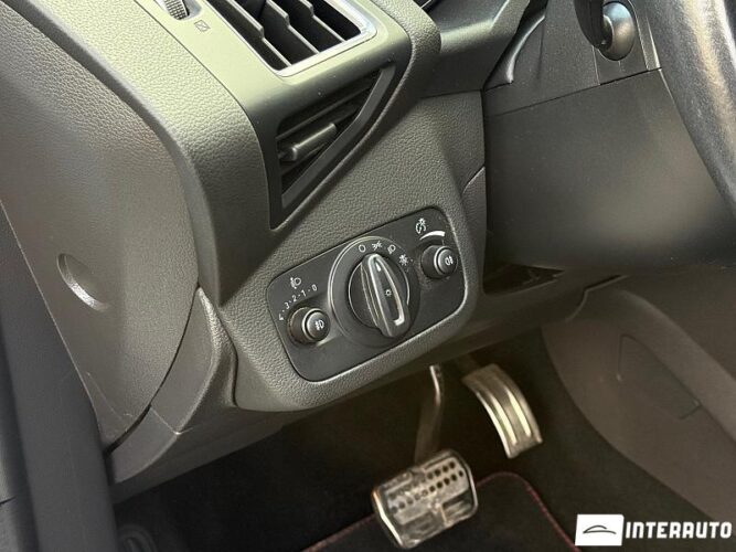 Ford Kuga 34 interauto-car