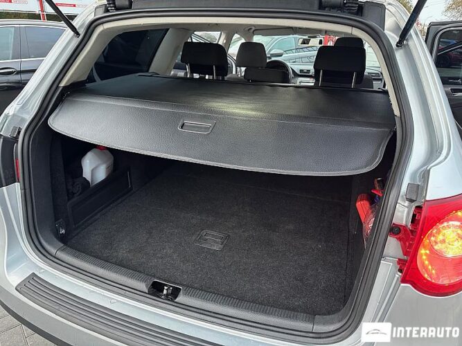 Volkswagen Passat 44 interauto-car